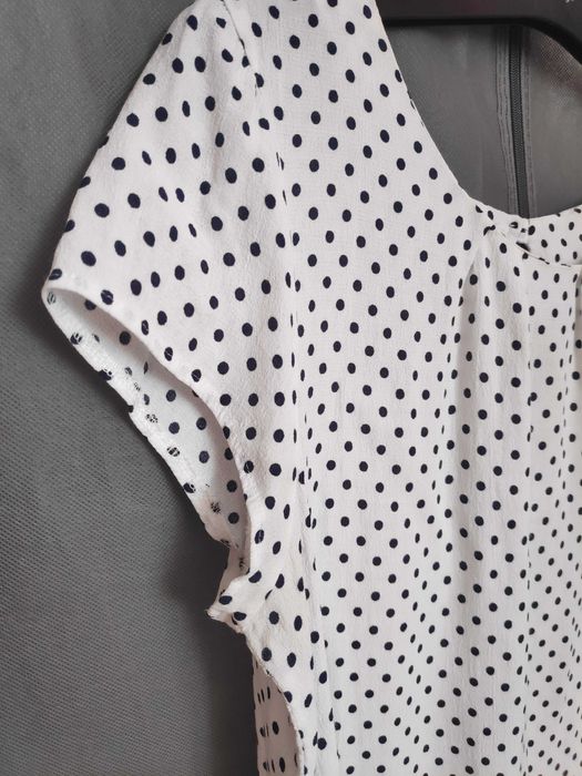 Bluză lejeră albă cu buline 42-44