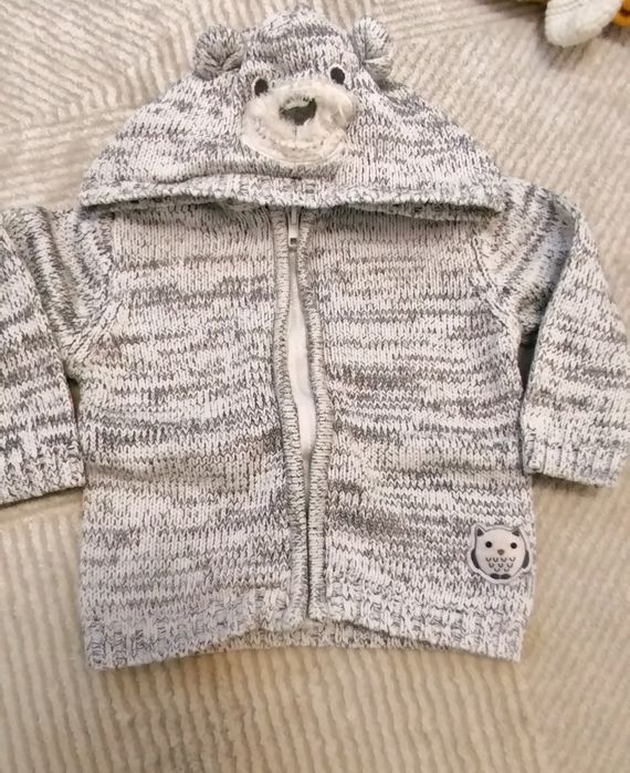 Lot 4  pulovere + bluza vatuita - mas 68