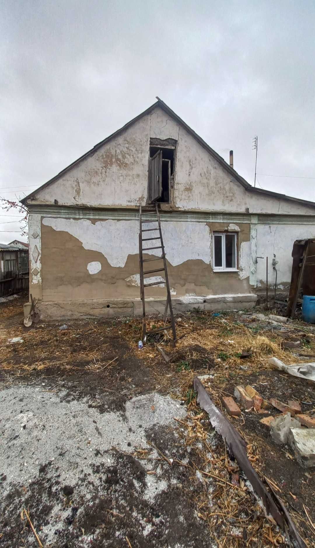 Д0145. Продается большой дом по ул. Юных Космонавтов