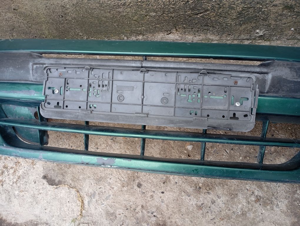 Предна броня Renault Scenic