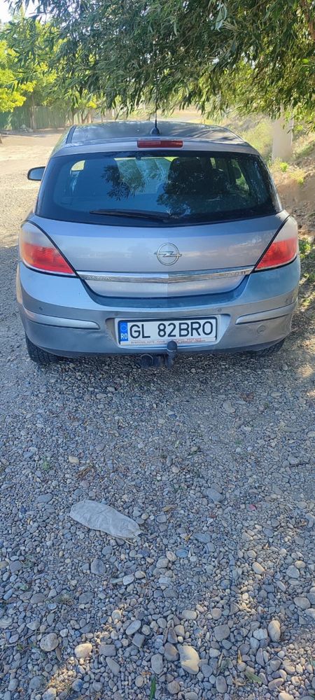 Opel Astra H 2004
