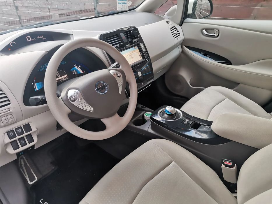 Nissan LEAF Baterie schimbata(aproape noua), Navigație, camera video parcare