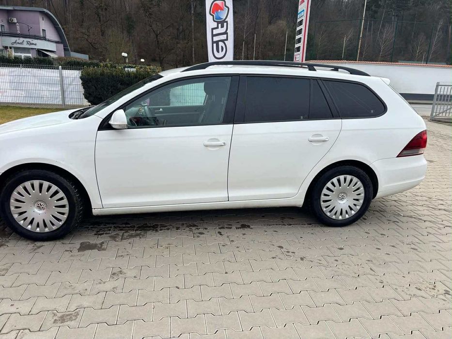 Vand Golf 6  An 2011 Km reali