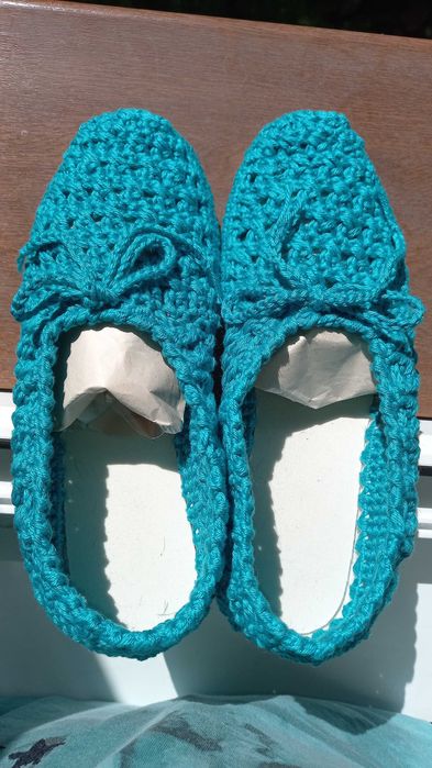 Pantofi crosetati manual