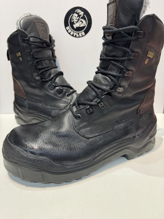 Работни обувки с метално бомбе ABRESKO .Номер 43