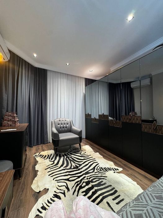 Продам 4/5/7 150м2 в ЖК Интурист на Ц-5, ор-р: Лакосте