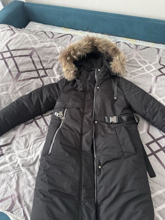 Продам детское пальто пуховик (девочка) рост 146