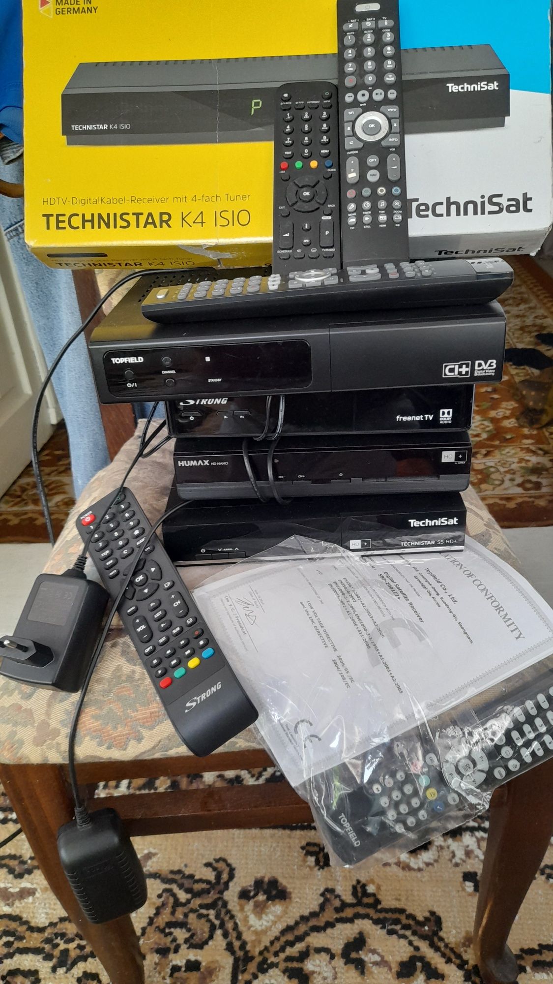 Receiver satelit