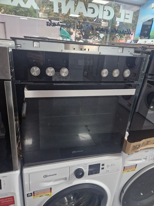 Фурна с котлони Bauknecht A+ Пиролиза