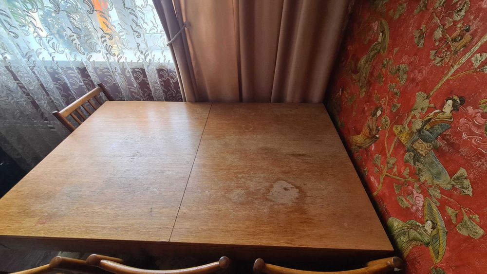 Стол и 6 стульев