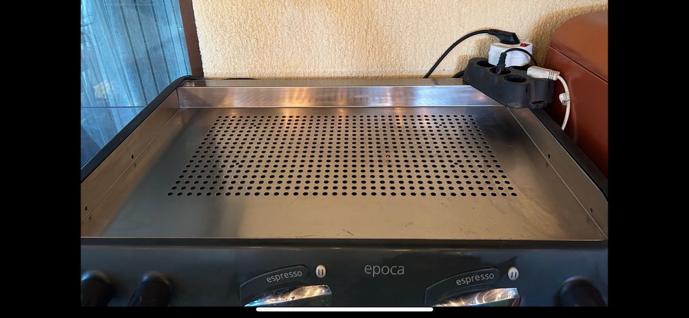 Vand aparat cafea cu tot cu râșniță Rancilio