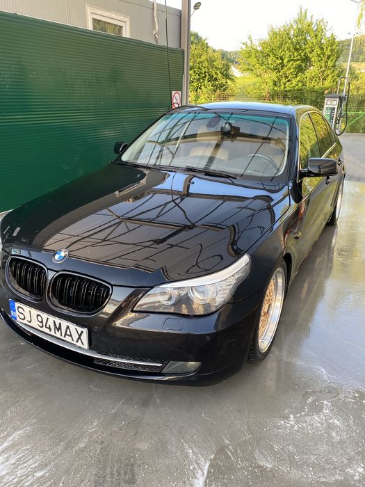 Vând BMW 520d e60 FL 2009