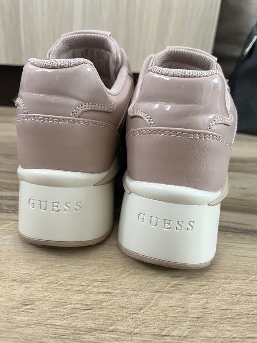 Дамски сникърси Guess