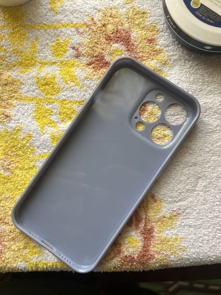 Женски лилав калъф за Iphone 13 про от Германия