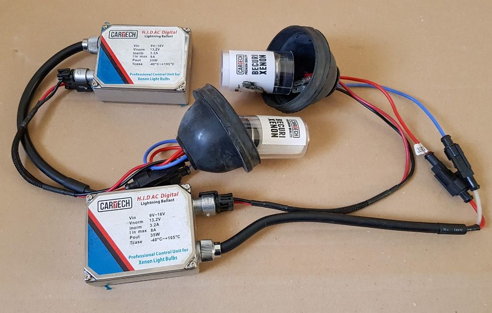Pereche de lumini Xenon Cartech: becuri + balast HID