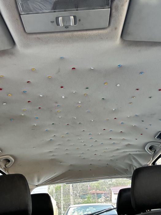 Претапициране на автомобилни тавани и колонки,холови гарнитури,мебели