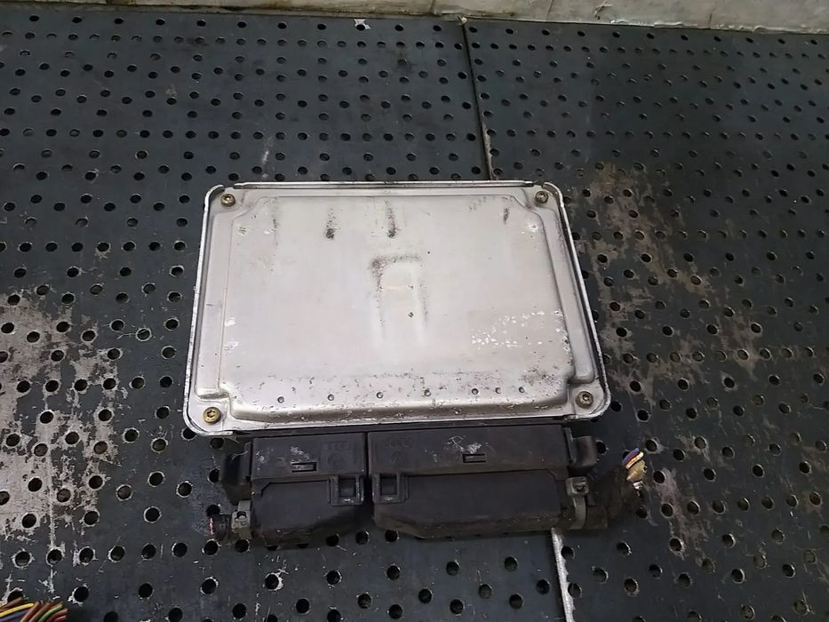 Ecu calculator motor 1.4 b vw golf 4 1j 036906032g 0261207190