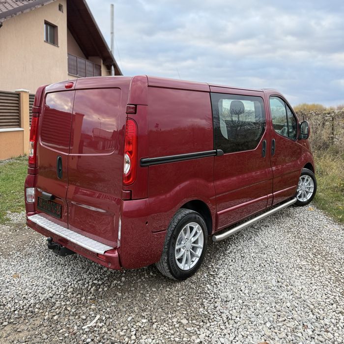 Opel Vivaro/Trafic/Primastar Diesel 5 Locuri Navigatie/Piele