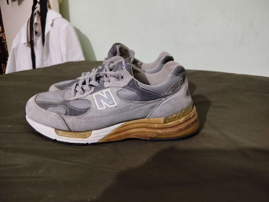 Продам фирменную обувь.