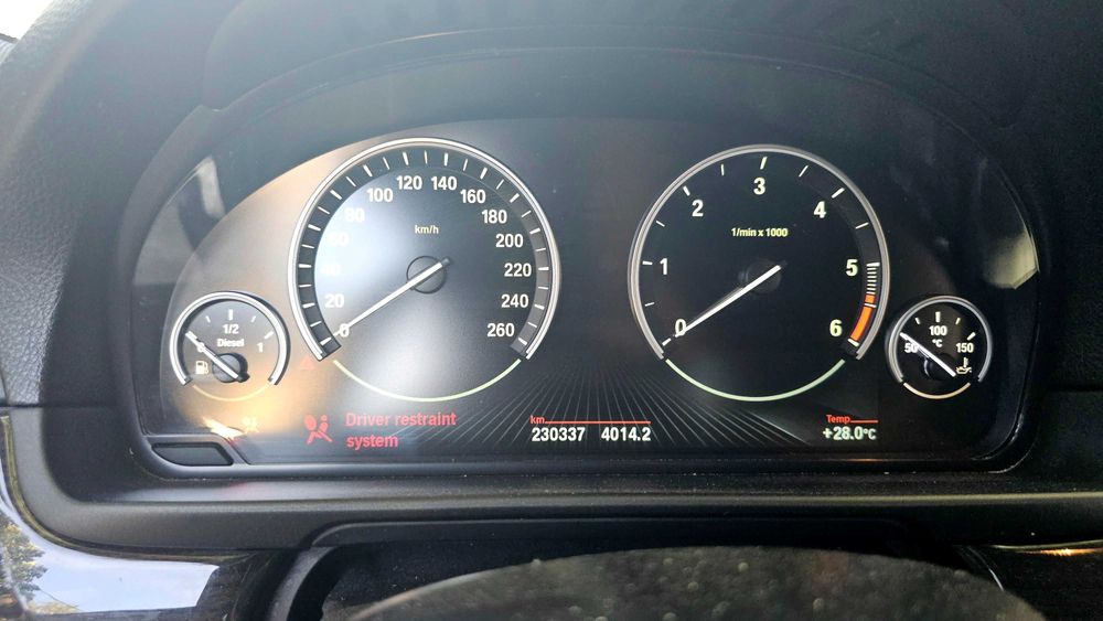 BMW Seria 5 535d xDrive, pachet M