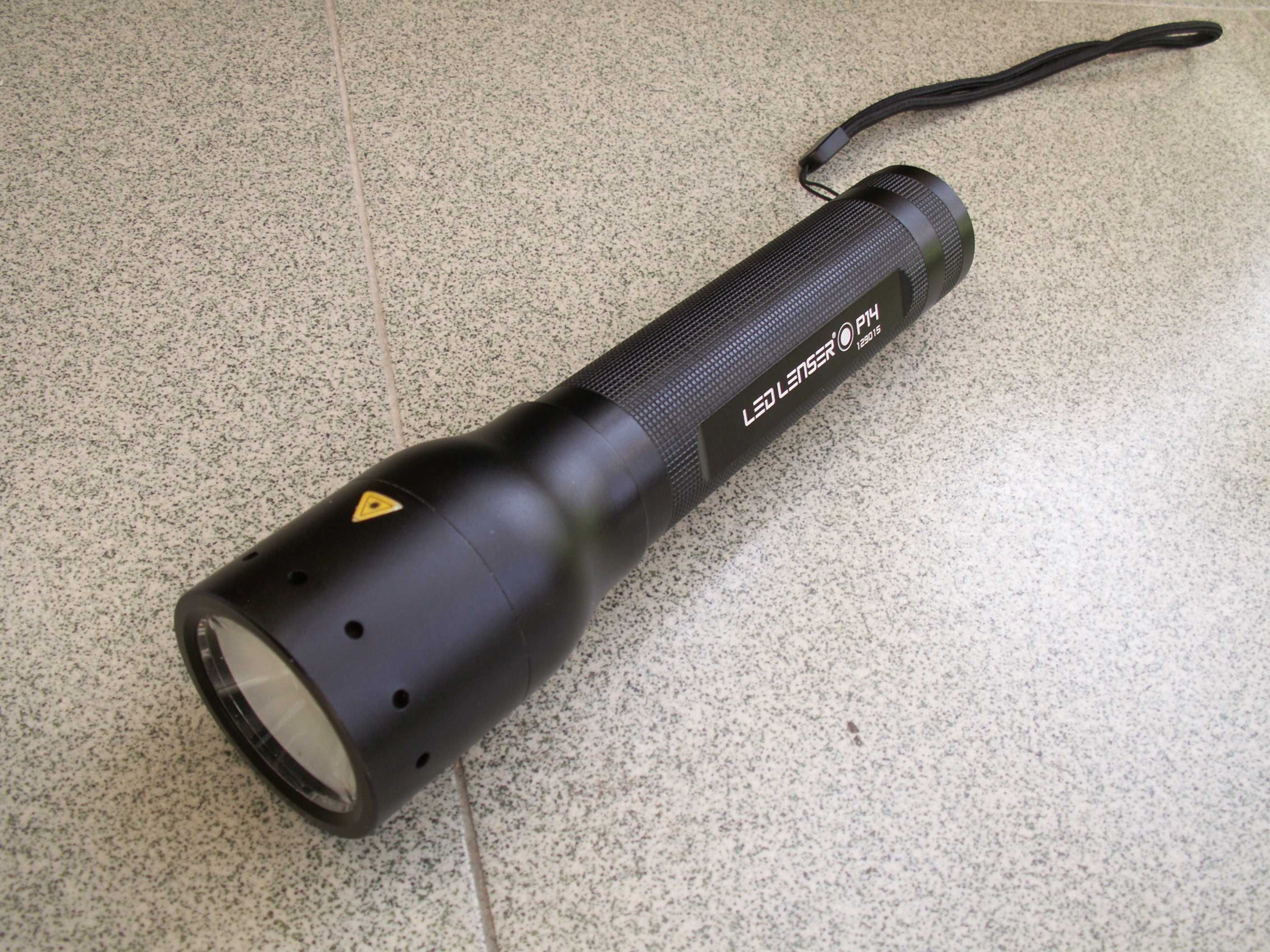 Фенер Led Lenser P14 210 лумена