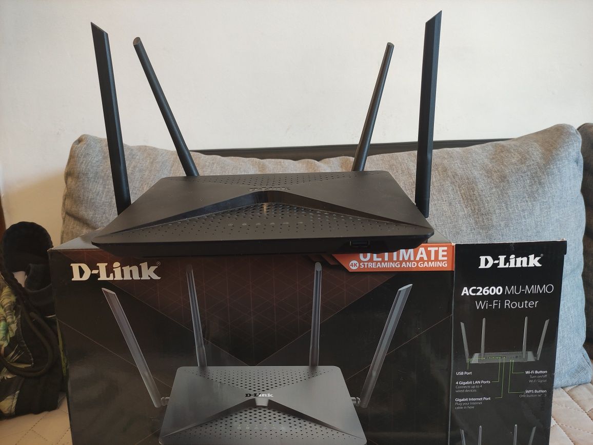 Router wireless Dlink DIR-882 AC2600