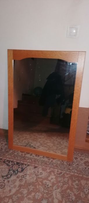 Oglinda cu Rama din lemn