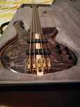 Vând Ibanez BTB 1605