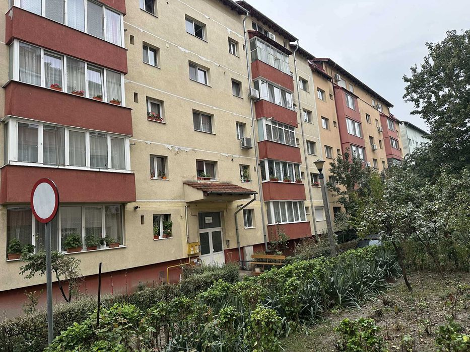 Propietar apartament 2 camere, 54 mp etaj 3 aproape de Sfopping City