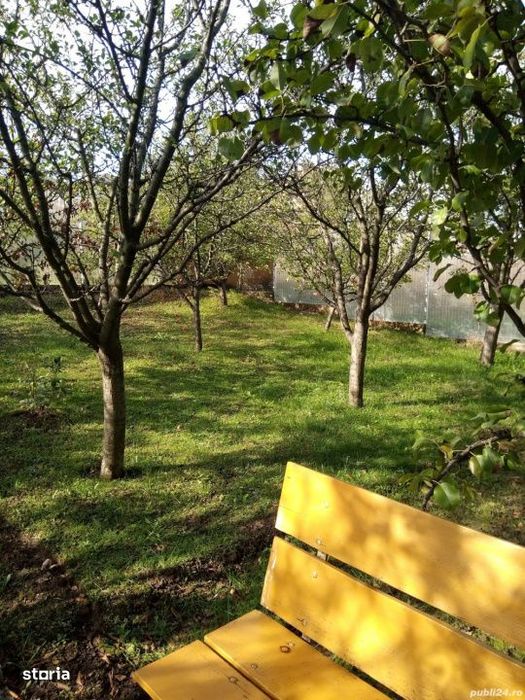 Teren intravilan 500 mp Rediu la 150 ml de soseaua principala.