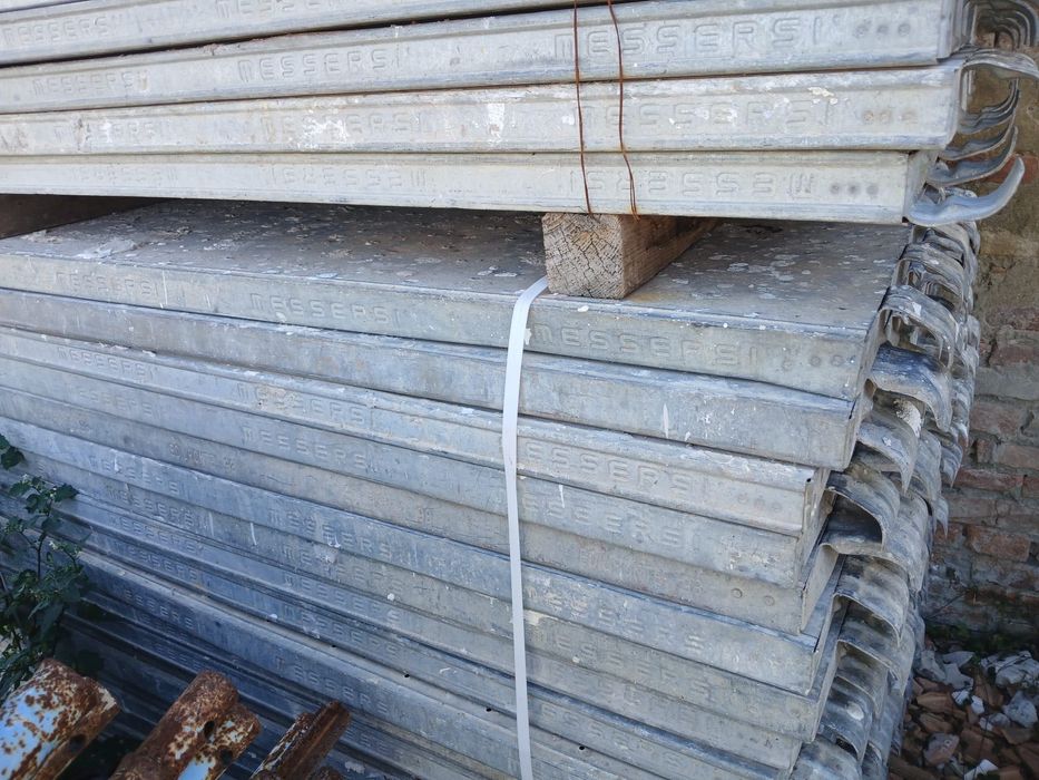 Schela metalica - Italia