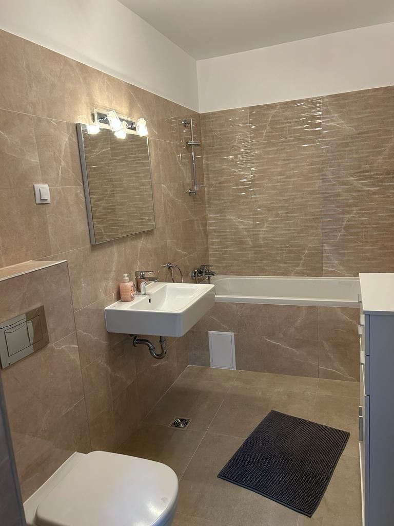 Inchirez/cazare in regim hotelier apartament inz