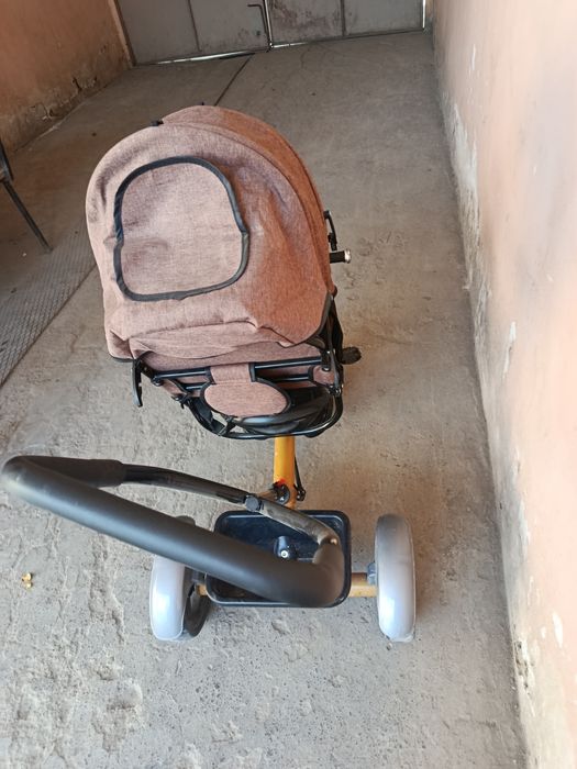 3 oyoqli velosiped ushlab surib yurgichli qulay soyabonli muzikalari b