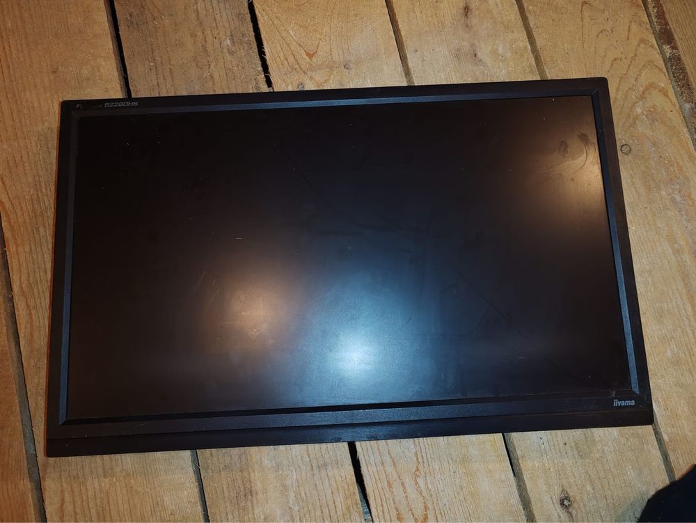 Monitoare 22” – HP, Fujitsu, Samsung, Bestech (industriale)