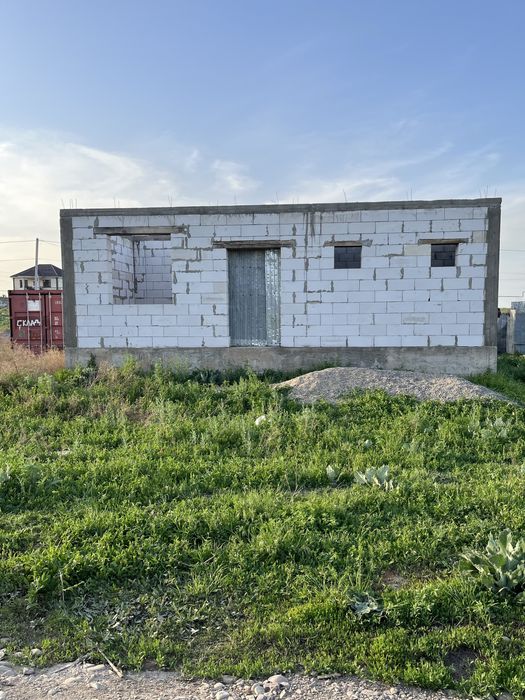 Кемертоганнан  недостройнный уй сатылады