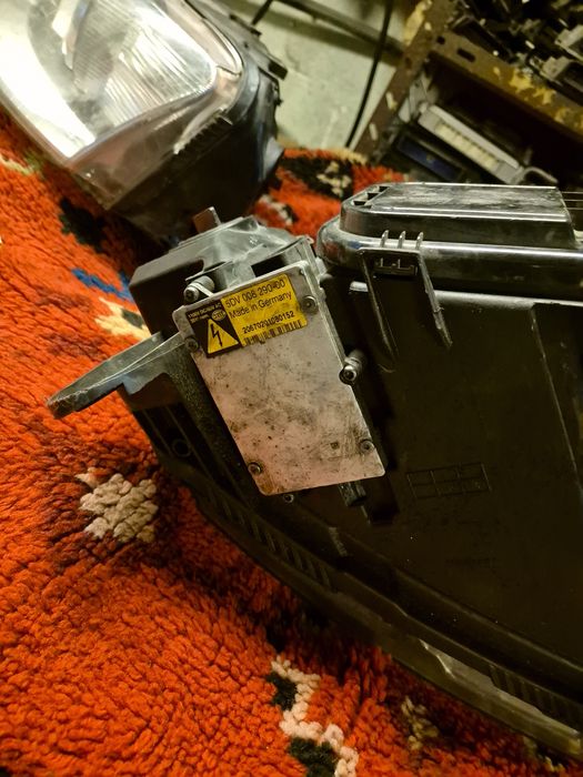 Ляв оригинален Фар с Ксенон за Ауди А6 4F 2005 -2010г