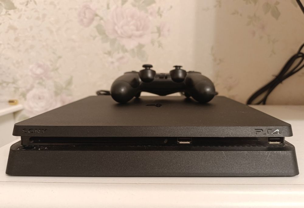 PlayStation 4 Slim 500GB