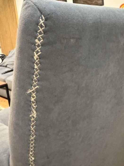 Fotoliu albastru foarte confortabil