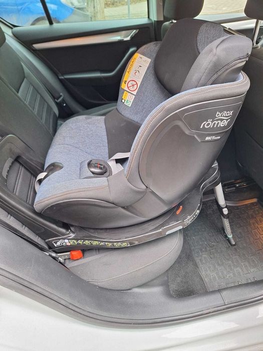Scaun auto rotativ Britax Romer Dualfix varsta 0 -4 ani!