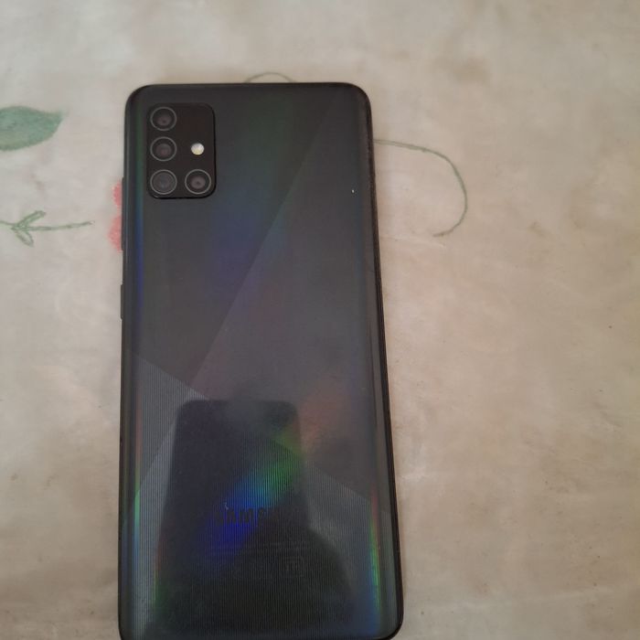 Samsung a51 .4g..
