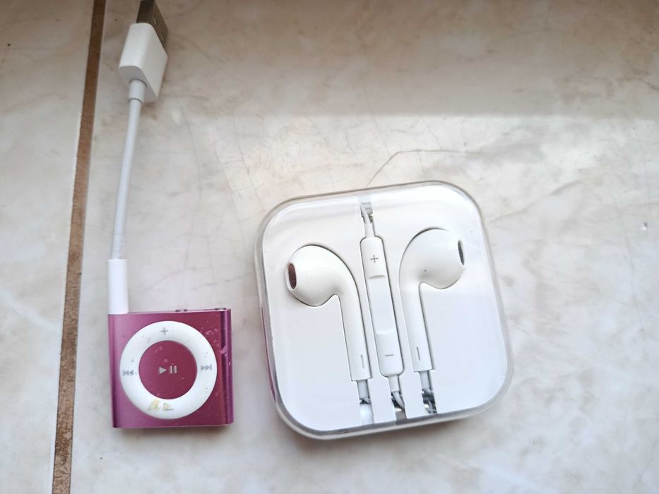 mp3 player apple rosu