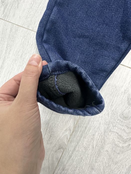 Продаются детские джинсы
