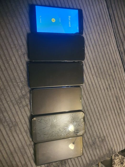 Lot 8 telefoane – One plus 8 pro , Motorola, ,  One plus 2 Samsung, op