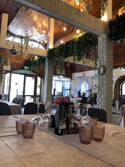 Vand restaurant centrul vechi complet