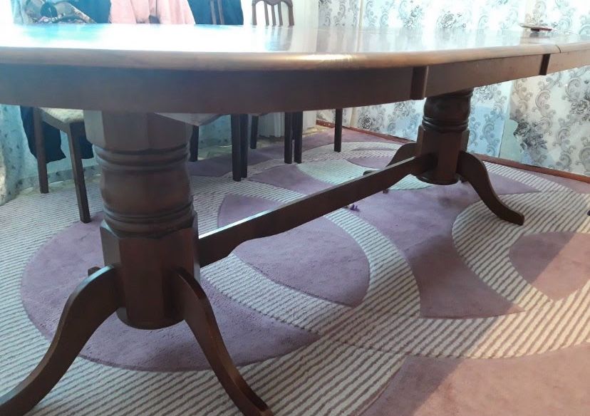 Стол для гостинной, 3 м