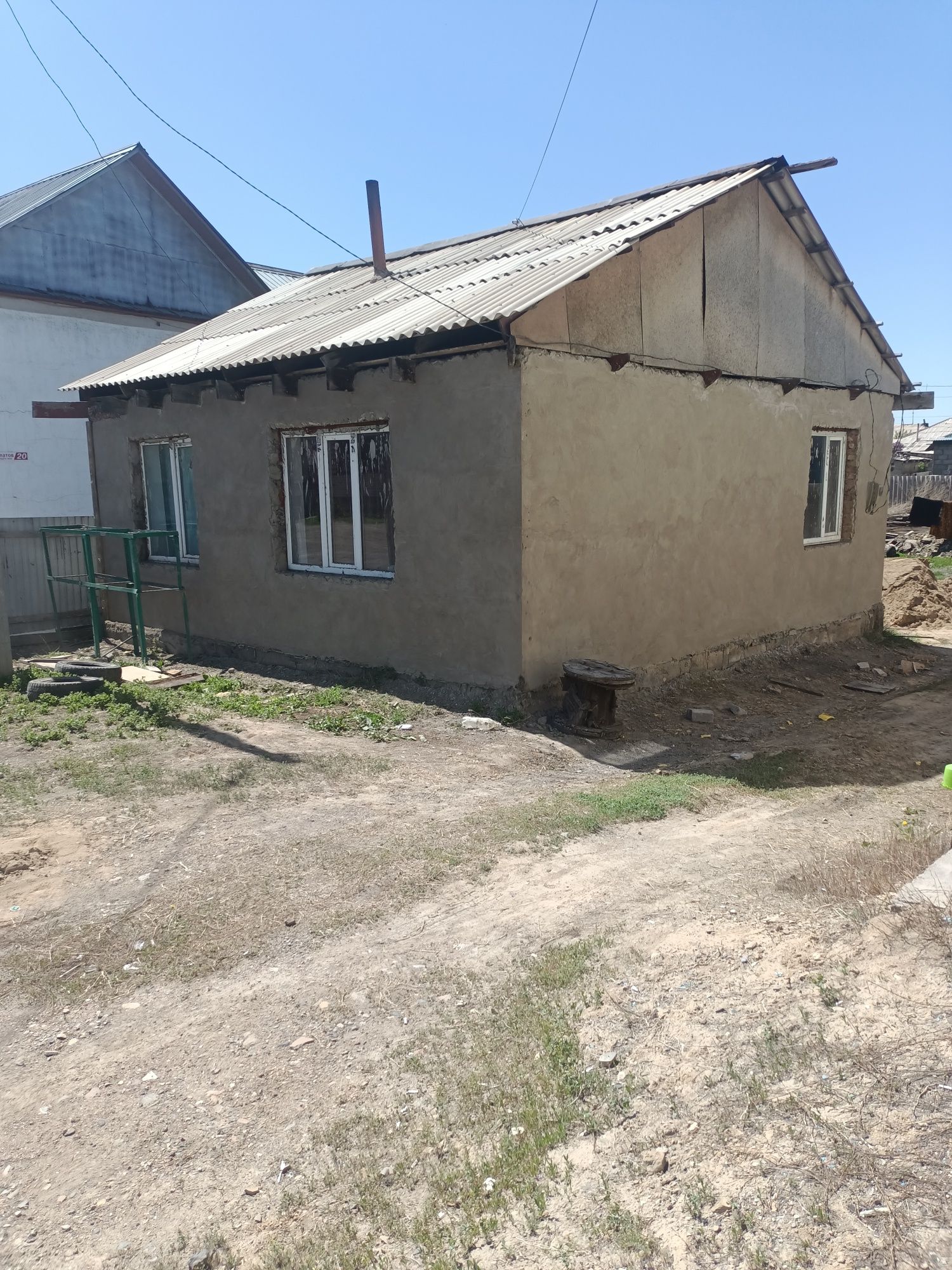 Орталыкта Уй сатылады,мешит жакта