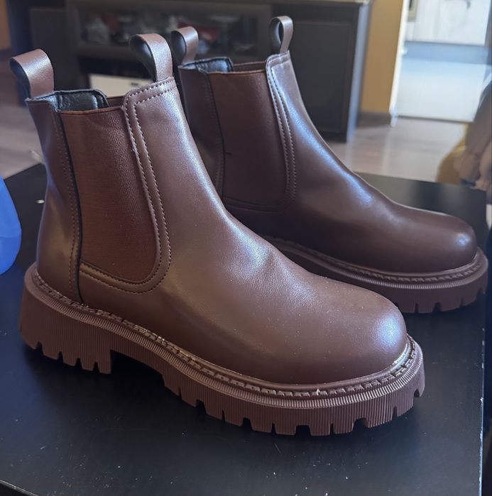 Кафяви Боти с топъл каракул *нови