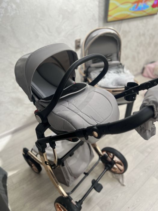 Продам коляску трансформер 3 в 1