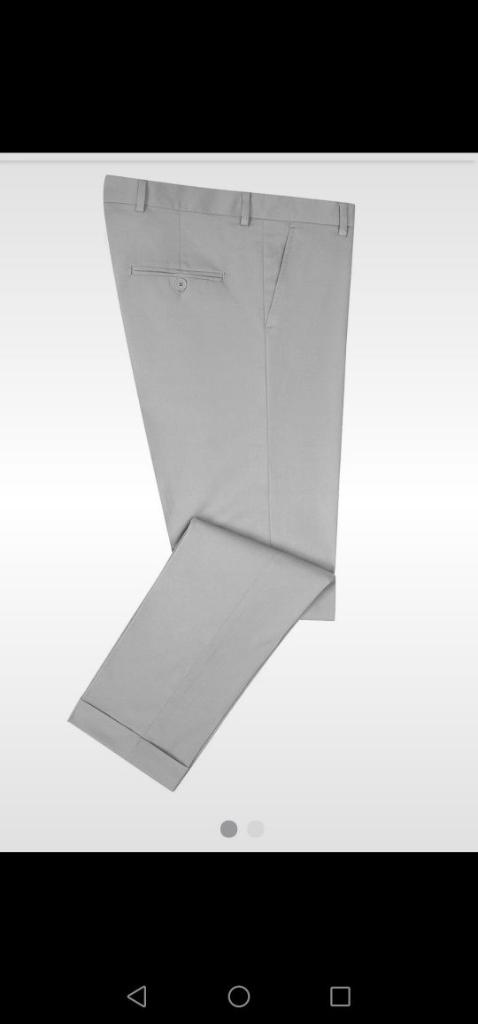 Pantaloni bigotti