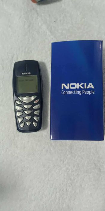 Vand nokia 3510  in stare f buna-ca Nou !!